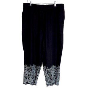 Chico's Capris Women’s 12p Embroidered Lace Pockets Elastic Waist Dressy Black